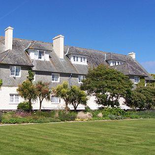 House & 4*