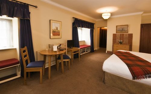 Hotel House & 4*